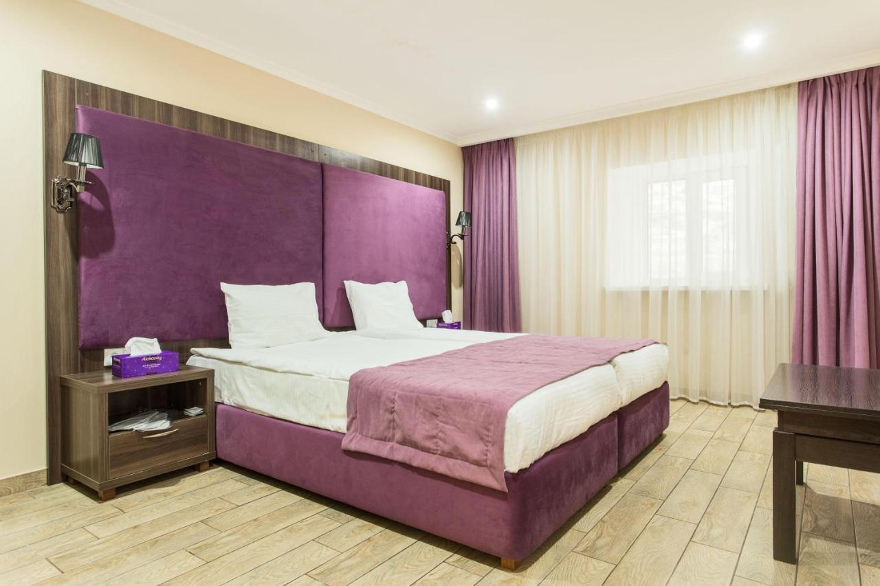 Hotel Baron Odessa Eksteriør billede